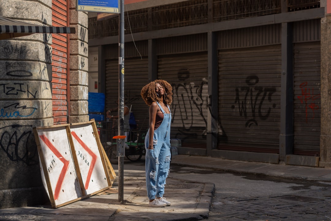 Natürliches Flirten ohne unecht zu klingen